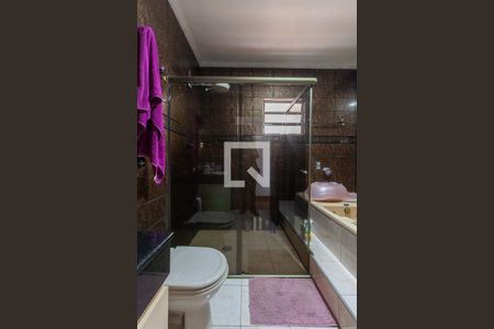 Casa à venda com 231m², 5 quartos e 6 vagasCasa 2 - Banheiro