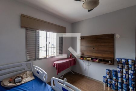 Casa à venda com 231m², 5 quartos e 6 vagasCasa 2 - Quarto 2