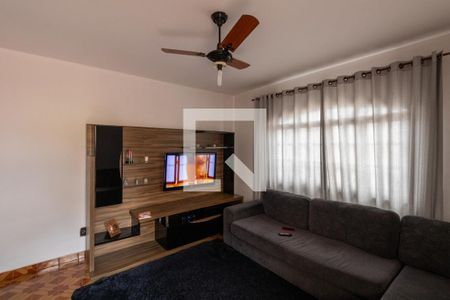 Casa à venda com 231m², 5 quartos e 6 vagasCasa 2 - Sala