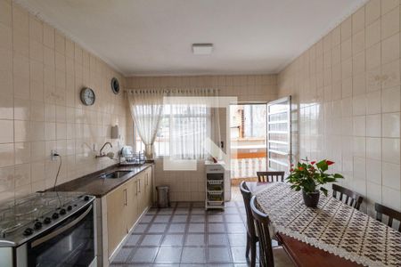 Casa à venda com 231m², 5 quartos e 6 vagasCasa 1 - Cozinha
