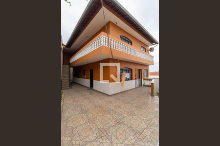 Casa à venda com 231m², 5 quartos e 6 vagasVaranda
