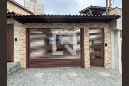 Casa à venda com 231m², 5 quartos e 6 vagasFachada+Placa