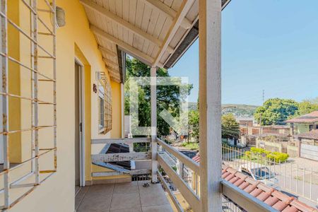 Casa à venda com 300m², 6 quartos e 4 vagas Casa à venda com 300m², 6 quartos e 4 vagasVaranda do Quarto 3