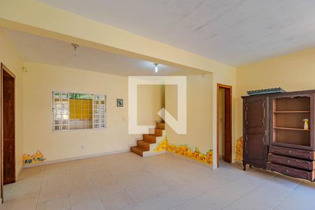 Casa à venda com 300m², 6 quartos e 4 vagas Casa à venda com 300m², 6 quartos e 4 vagasQuarto 4