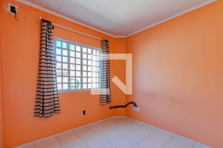 Casa à venda com 300m², 6 quartos e 4 vagas Casa à venda com 300m², 6 quartos e 4 vagasQuarto 5