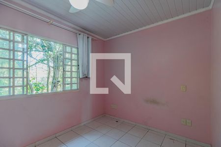 Casa à venda com 300m², 6 quartos e 4 vagas Casa à venda com 300m², 6 quartos e 4 vagasQuarto 6