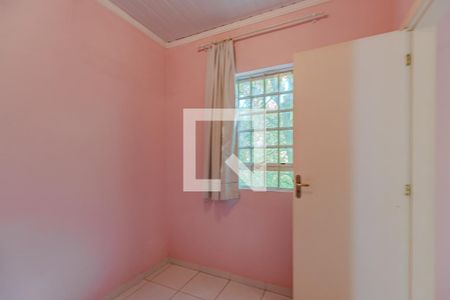 Casa à venda com 300m², 6 quartos e 4 vagas Casa à venda com 300m², 6 quartos e 4 vagasQuarto 6