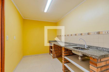 Casa à venda com 300m², 6 quartos e 4 vagas Casa à venda com 300m², 6 quartos e 4 vagasCozinha 2