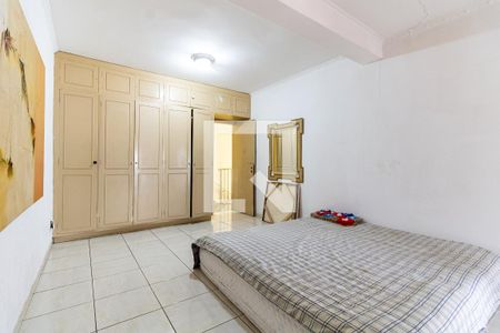 Casa para alugar com 300m², 3 quartos e 5 vagas Casa para alugar com 300m², 3 quartos e 5 vagasSuíte 1