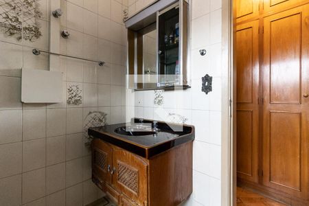 Casa para alugar com 300m², 3 quartos e 5 vagas Casa para alugar com 300m², 3 quartos e 5 vagasBanheiro da Suíte 2