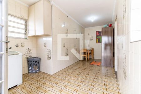 Casa para alugar com 300m², 3 quartos e 5 vagas Casa para alugar com 300m², 3 quartos e 5 vagasLavanderia