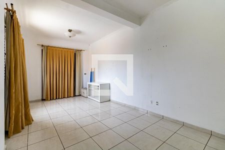 Casa para alugar com 300m², 3 quartos e 5 vagas Casa para alugar com 300m², 3 quartos e 5 vagasQuarto 3