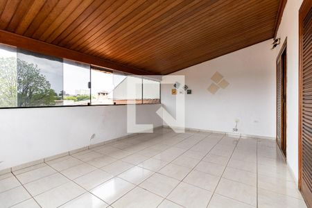 Casa para alugar com 300m², 3 quartos e 5 vagas Casa para alugar com 300m², 3 quartos e 5 vagasVaranda