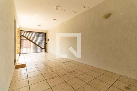Casa para alugar com 300m², 3 quartos e 5 vagas Casa para alugar com 300m², 3 quartos e 5 vagasGaragem