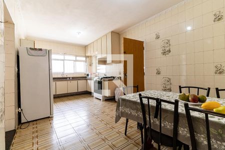 Casa para alugar com 300m², 3 quartos e 5 vagas Casa para alugar com 300m², 3 quartos e 5 vagasCozinha
