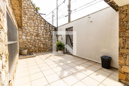 Casa para alugar com 300m², 3 quartos e 5 vagas Casa para alugar com 300m², 3 quartos e 5 vagasQuintal