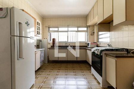 Casa para alugar com 300m², 3 quartos e 5 vagas Casa para alugar com 300m², 3 quartos e 5 vagasCozinha