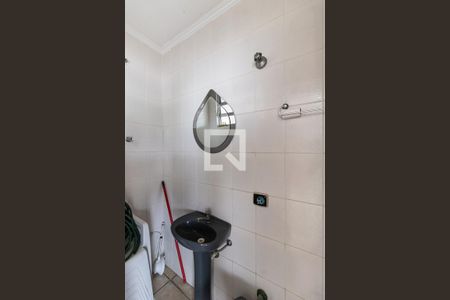 Casa para alugar com 300m², 3 quartos e 5 vagas Casa para alugar com 300m², 3 quartos e 5 vagasBanheiro da Área Externa