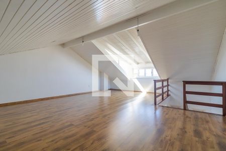 Casa à venda com 300m², 3 quartos e 3 vagasCobertura