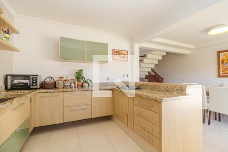 Casa à venda com 300m², 3 quartos e 3 vagasCozinha