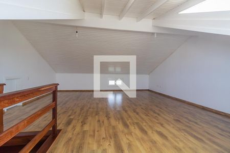 Casa à venda com 300m², 3 quartos e 3 vagasCobertura