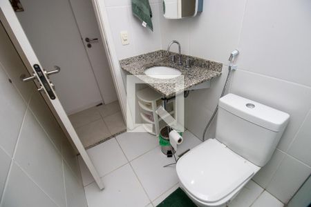 Apartamento à venda com 90m², 2 quartos e 1 vagaBanheiro Social