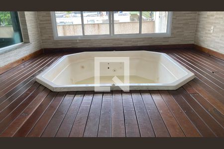 Apartamento à venda com 90m², 2 quartos e 1 vagaHidromassagem