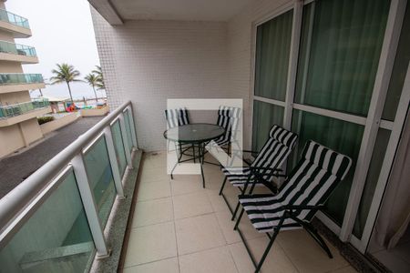 Apartamento à venda com 90m², 2 quartos e 1 vagaVaranda