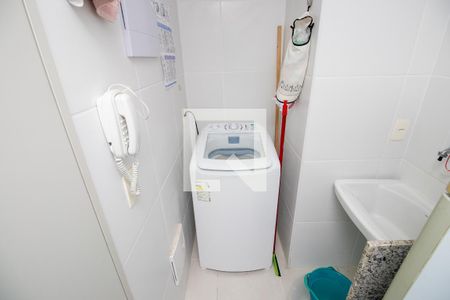 Apartamento à venda com 90m², 2 quartos e 1 vagaÁrea de Serviço