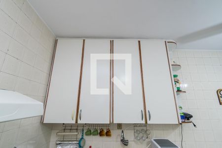 Apartamento para alugar com 81m², 2 quartos e 1 vaga Apartamento para alugar com 81m², 2 quartos e 1 vagaCozinha - Armários