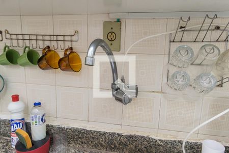 Apartamento para alugar com 81m², 2 quartos e 1 vaga Apartamento para alugar com 81m², 2 quartos e 1 vagaCozinha - Torneira