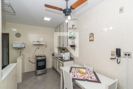 Apartamento para alugar com 81m², 2 quartos e 1 vaga Apartamento para alugar com 81m², 2 quartos e 1 vagaCozinha