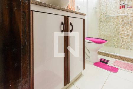 Apartamento para alugar com 81m², 2 quartos e 1 vaga Apartamento para alugar com 81m², 2 quartos e 1 vagaBanheiro