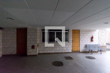 Apartamento para alugar com 81m², 2 quartos e 1 vaga Apartamento para alugar com 81m², 2 quartos e 1 vagaÁrea comum - Salão de festas