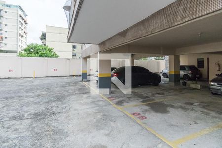 Apartamento para alugar com 81m², 2 quartos e 1 vaga Apartamento para alugar com 81m², 2 quartos e 1 vagaÁrea Comum - Garagem