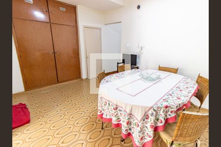 Casa à venda com 180m², 3 quartos e 1 vagaCopa