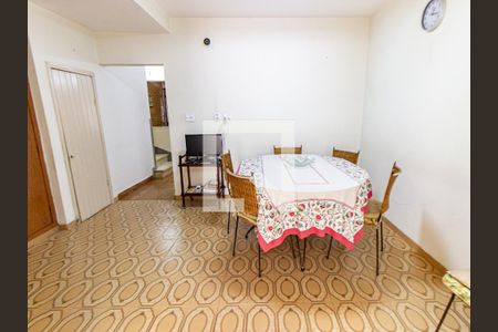 Casa à venda com 180m², 3 quartos e 1 vagaCopa