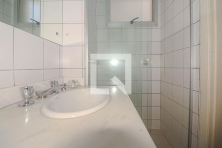 Apartamento à venda com 64m², 2 quartos e 1 vaga Apartamento à venda com 64m², 2 quartos e 1 vagaBanheiro da Suíte
