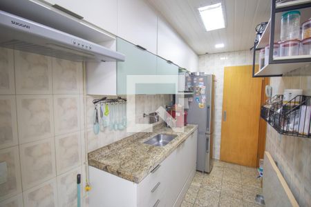 Casa para alugar com 50m², 2 quartos e 1 vaga Casa para alugar com 50m², 2 quartos e 1 vagaCozinha e Área de Serviço