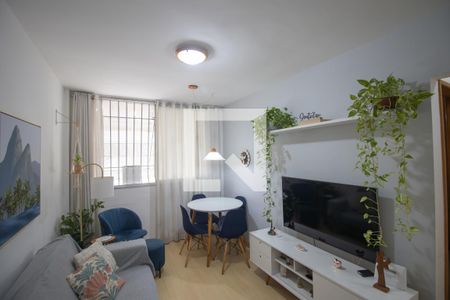 Sala de casa para alugar com 2 quartos, 50m² em Porto Novo, São Gonçalo