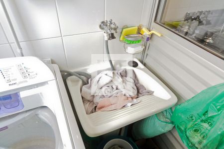 Apartamento à venda com 60m², 3 quartos e 1 vagaÁrea de Serviço