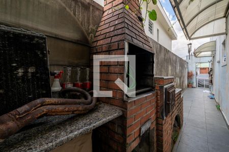 Casa à venda com 72m², 2 quartos e 2 vagas Casa à venda com 72m², 2 quartos e 2 vagasQuintal