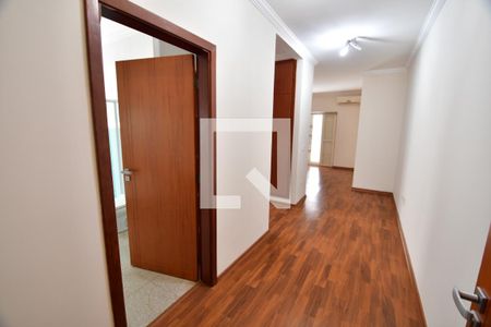 Casa de condomínio à venda com 230m², 2 quartos e 3 vagasQuarto 2 - Suíte