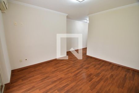 Casa de condomínio à venda com 230m², 2 quartos e 3 vagasQuarto 2 - Suíte