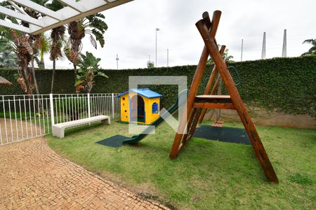 Casa de condomínio à venda com 230m², 2 quartos e 3 vagasÁrea comum - Playground