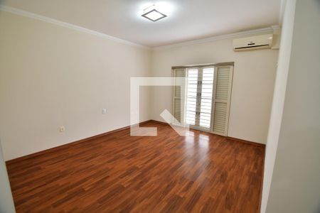 Casa de condomínio à venda com 230m², 2 quartos e 3 vagasQuarto 2 - Suíte