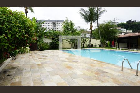 Casa à venda com 1010m², 3 quartos e 5 vagasQuintal dos Fundos / Piscina / Area Gourmet