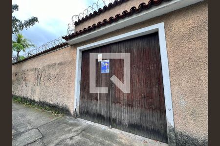 Casa à venda com 1010m², 3 quartos e 5 vagasFachada dos Fundos