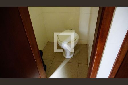 Casa à venda com 1010m², 3 quartos e 5 vagasBanheiro Feminino