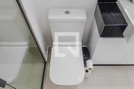 Banheiro de kitnet/studio para alugar com 1 quarto, 27m² em Paraíso, São Paulo